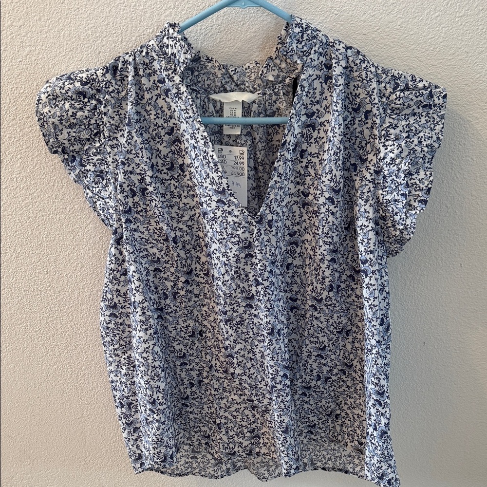 H&M Blue and White Patterned Blouse